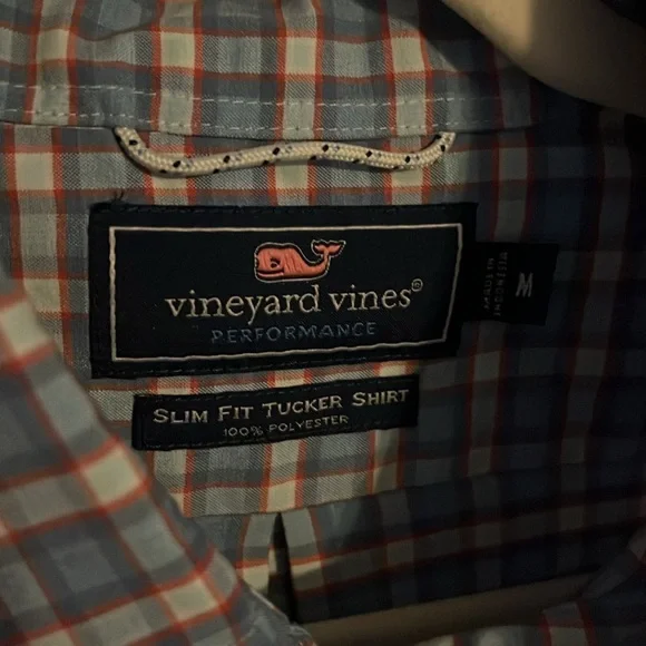Vineyard Vines Performance medium button down shirt. - Picture 3 of 8